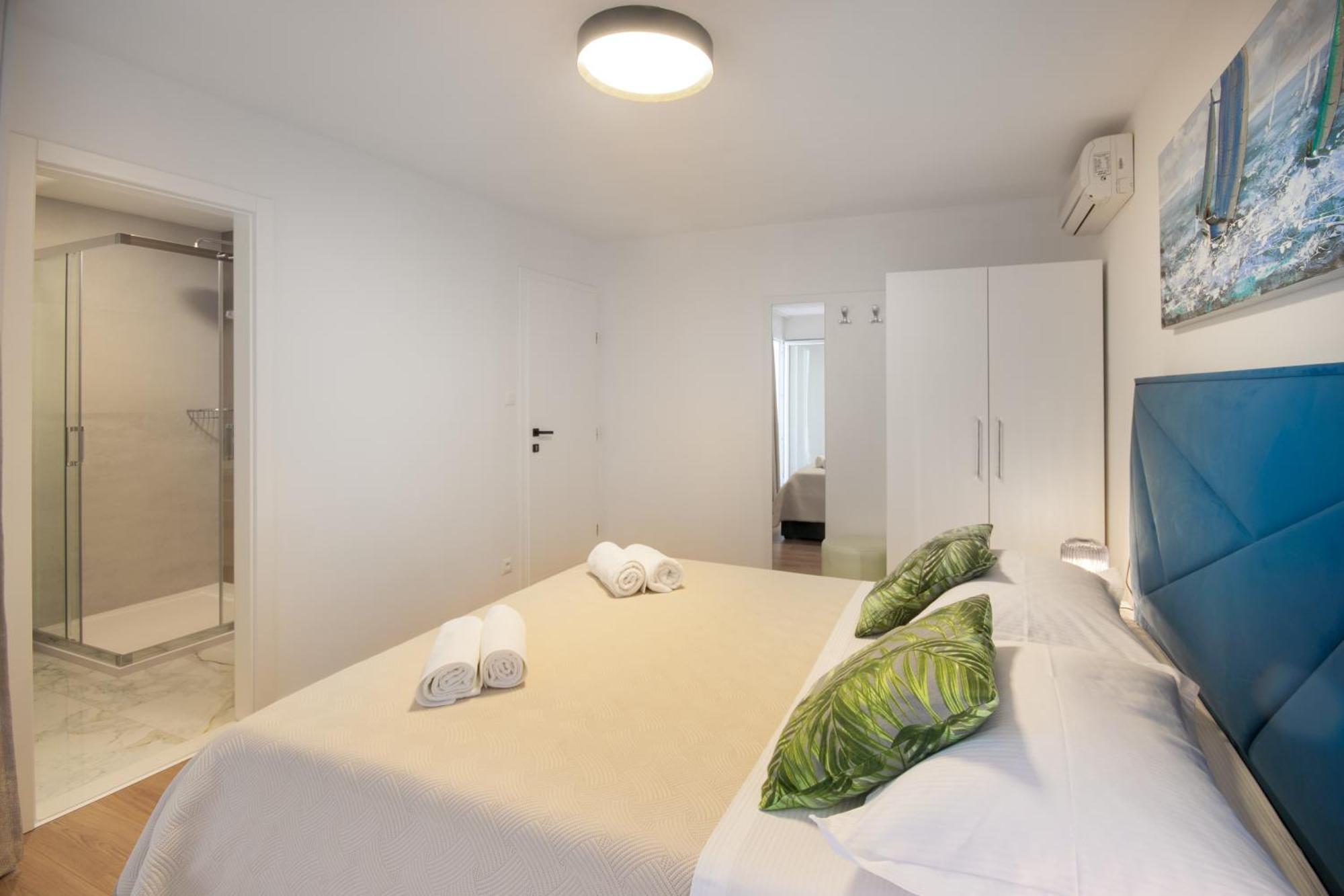 Apartments Klement Brela Eksteriør bilde